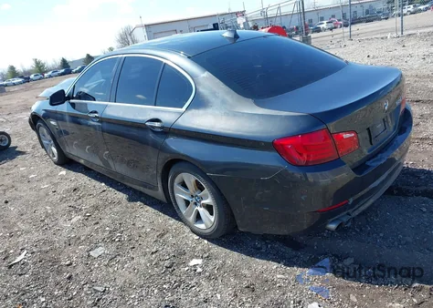 2012 BMW 528I xDrive z USA, uszkodzony, nr VIN WBAXH5C58CDW03798